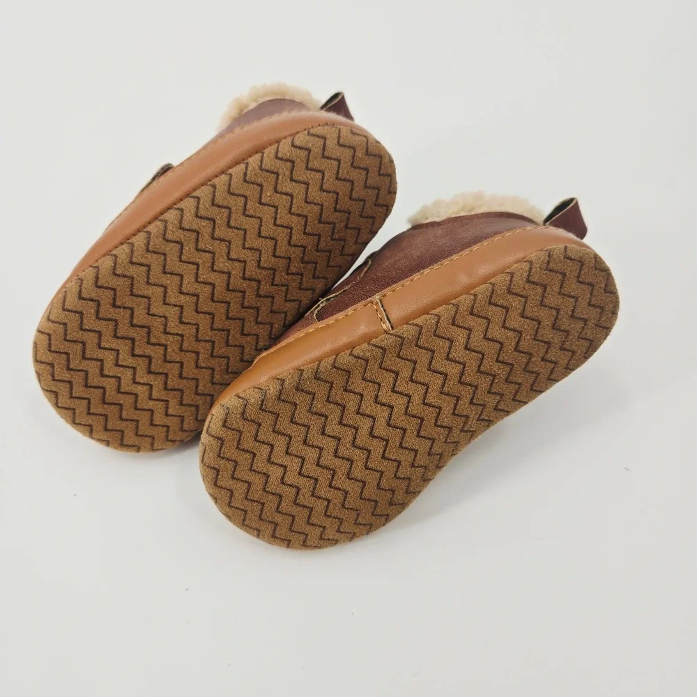 Lot‎ of 2 Infant Baby Boys Crib Shoes Boots Size 4 9-12M Gorpcore